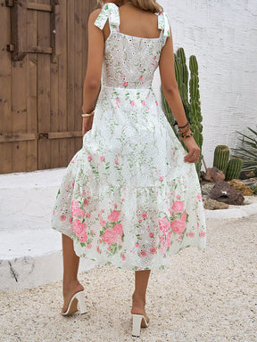 Vestido Midi Floral com Alças Laço e Bordado